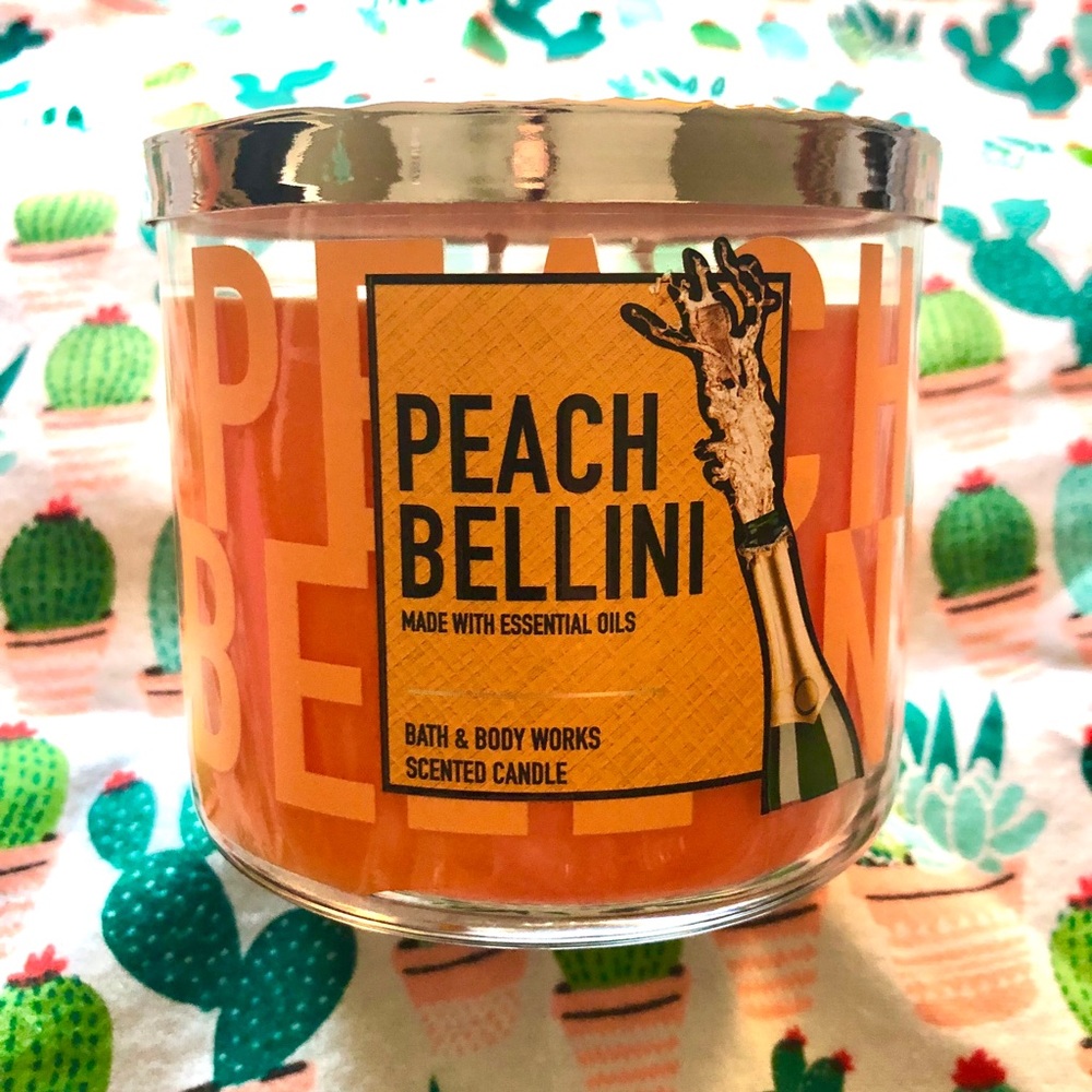Bath and Body Works Candle Peach Bellini